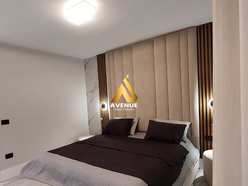 Jepet me Qira apartament 2+2+2 tualete Bllok, Tirane