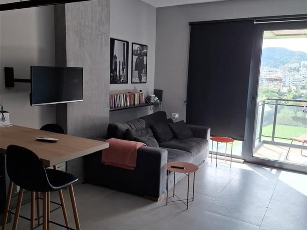 1+1 Apartment for Rent + Parking Space on Rrugën e Kosovareve, Tirana