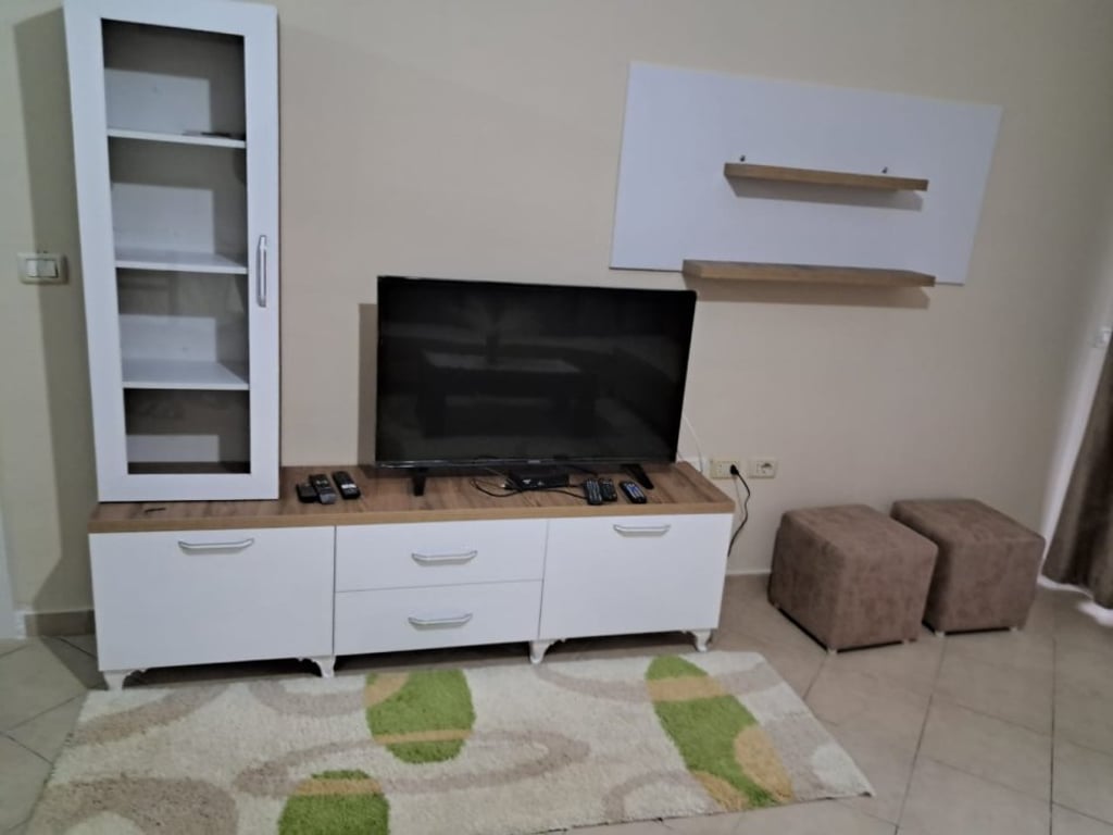 1+1 apartment for rent in Astir.