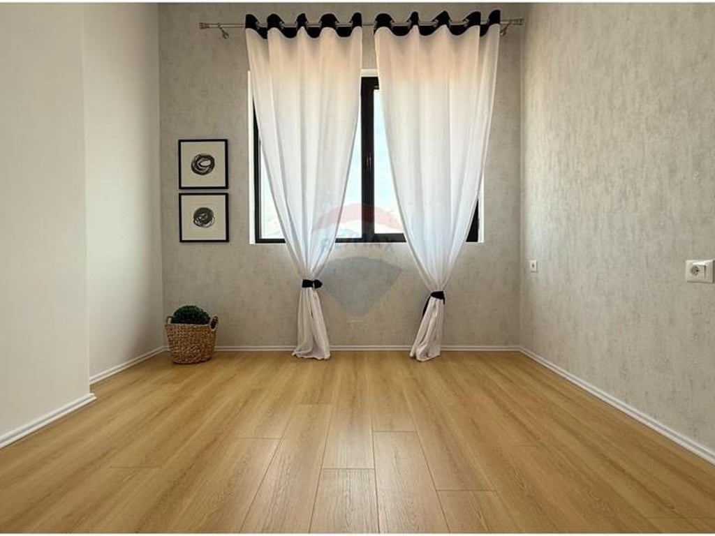 2+1 apartment for sale on Gjergj Fishta Boulevard!
