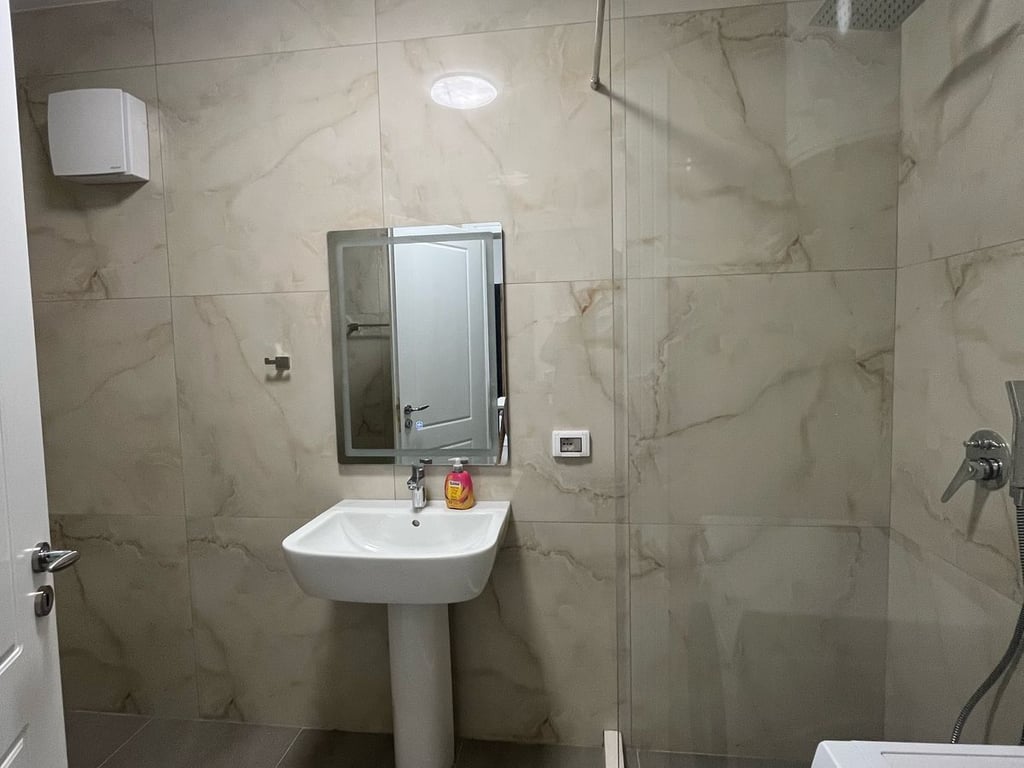 Apartment 1+1 for rent in the Fresk area on "Baftjar Lici" street.