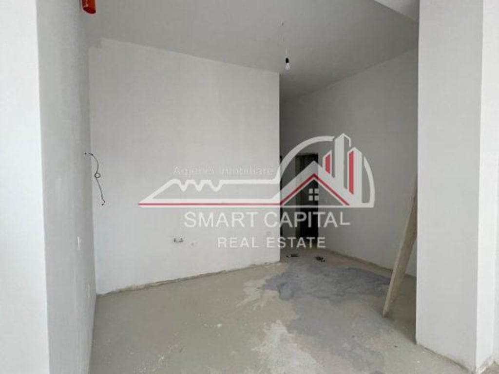 VENDESI APPARTAMENTO 2+1, VICINO AI POMPIERI DI VALONA!