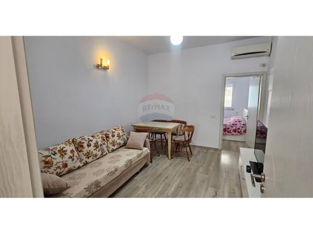 Jepet me qira apartament 1+1 ne Ali Dem