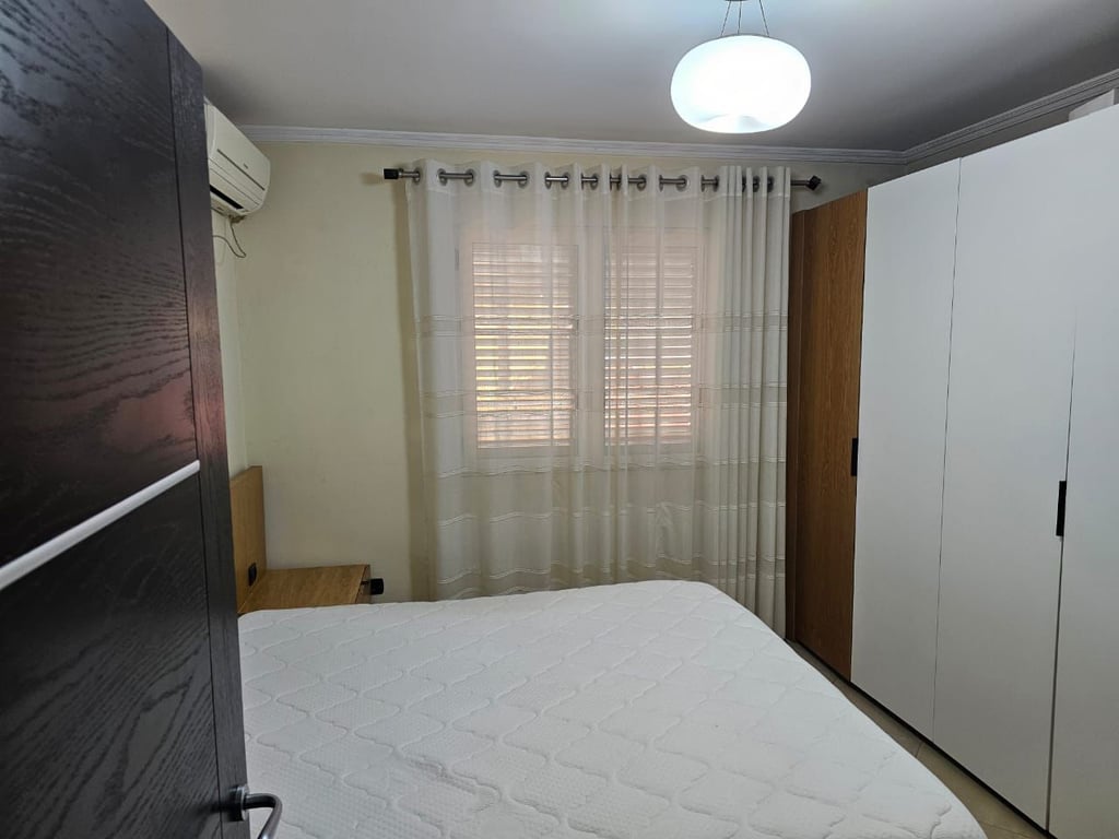 A 1+1 apartment is for rent on December 21 for 440 Euros.
