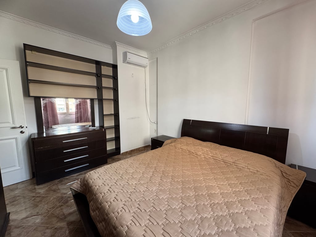 We are selling a 2+1 in Astir near Bar Artist.