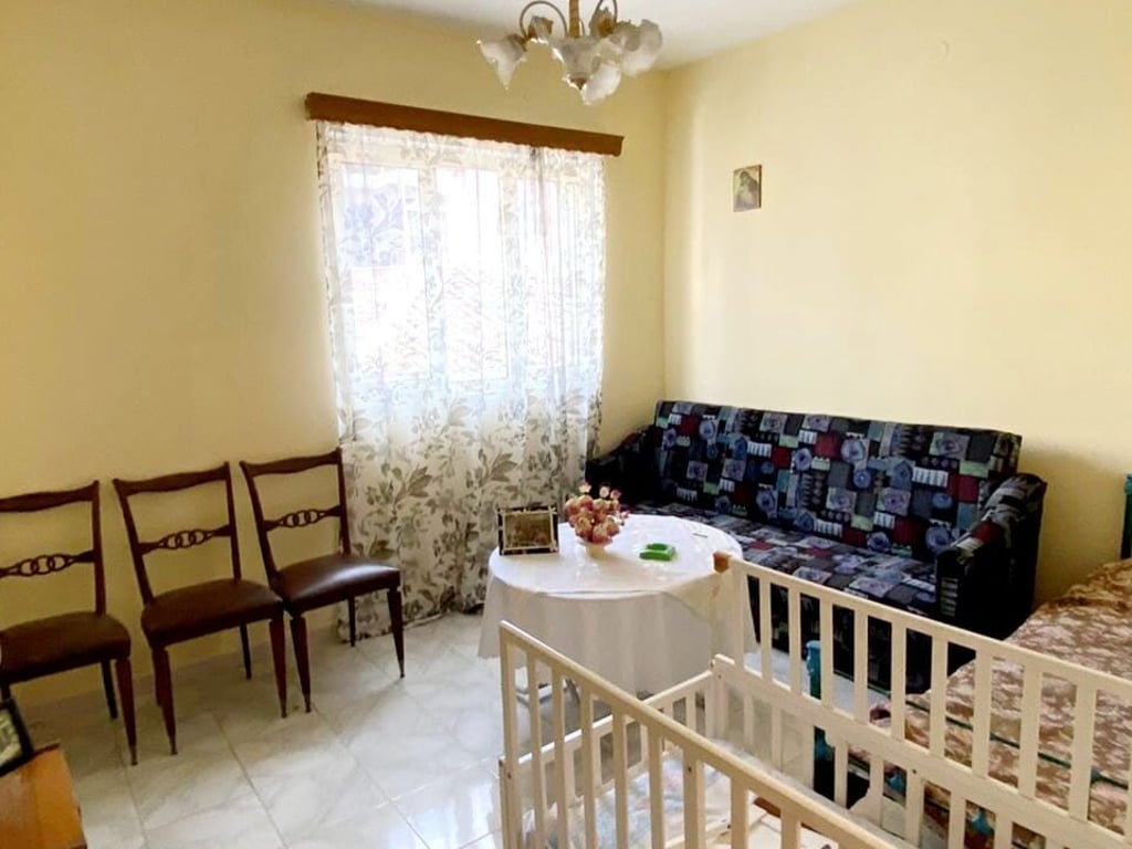 🏡Private house for sale, a few meters from "Josif Budo" street, Kavajë.