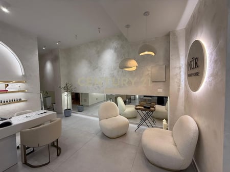EXCLUSIVE: THE ROAD OF KOSOVARS BUSINESS BEAUTY SPACE FOR SALE! €57,000
