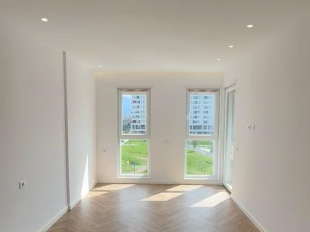 🏢 Shitet Apartament 2+1 – Univers City, Tiranë 🌳