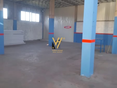 A 400M2 WAREHOUSE FOR RENT IN VORE 1,200 EURO