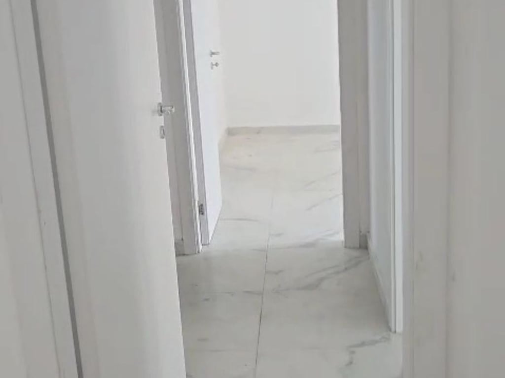 Zyre Me Qera 2+1+2 Tek Stacioni i Trenit (ID BZ2595) Tirane