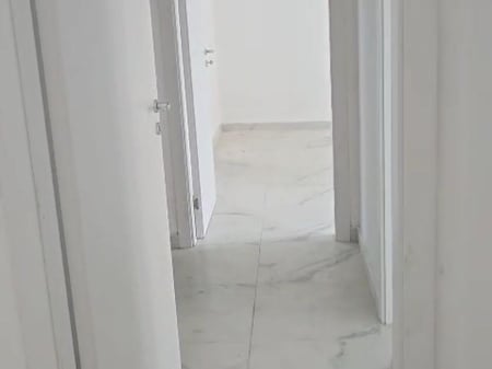 Zyre Me Qera 2+1+2 Tek Stacioni i Trenit (ID BZ2595) Tirane