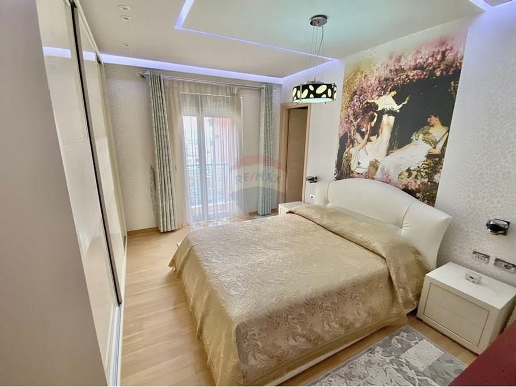 Appartamento 2+1+2 in Vendita, Tower Bridge 1