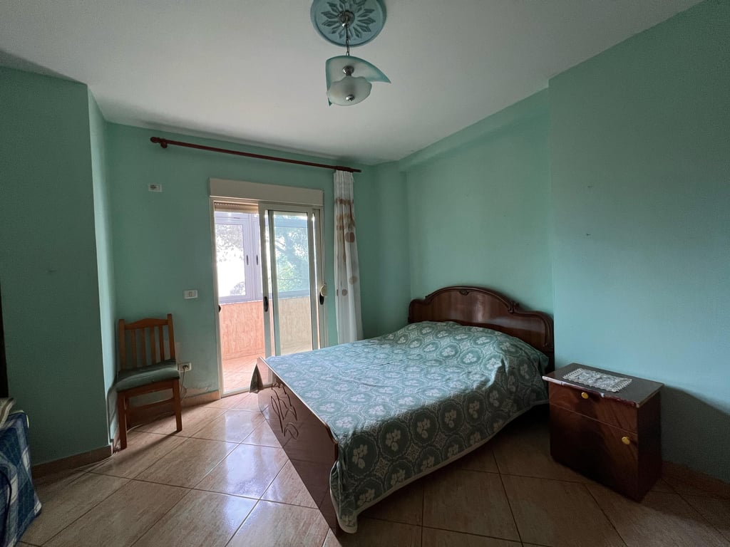 AFFITTASI APPARTAMENTO PRESSO VILLA ZOGUT!!