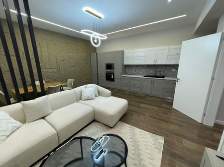 Kodra del Sole, Appartamento 1+1 in affitto, (700 Euro) + posto auto, Villa Aleksandros