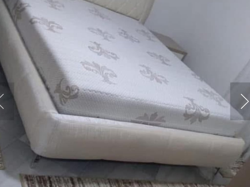 Jepet me qera apartament 1+1 prane Restorant Durresit