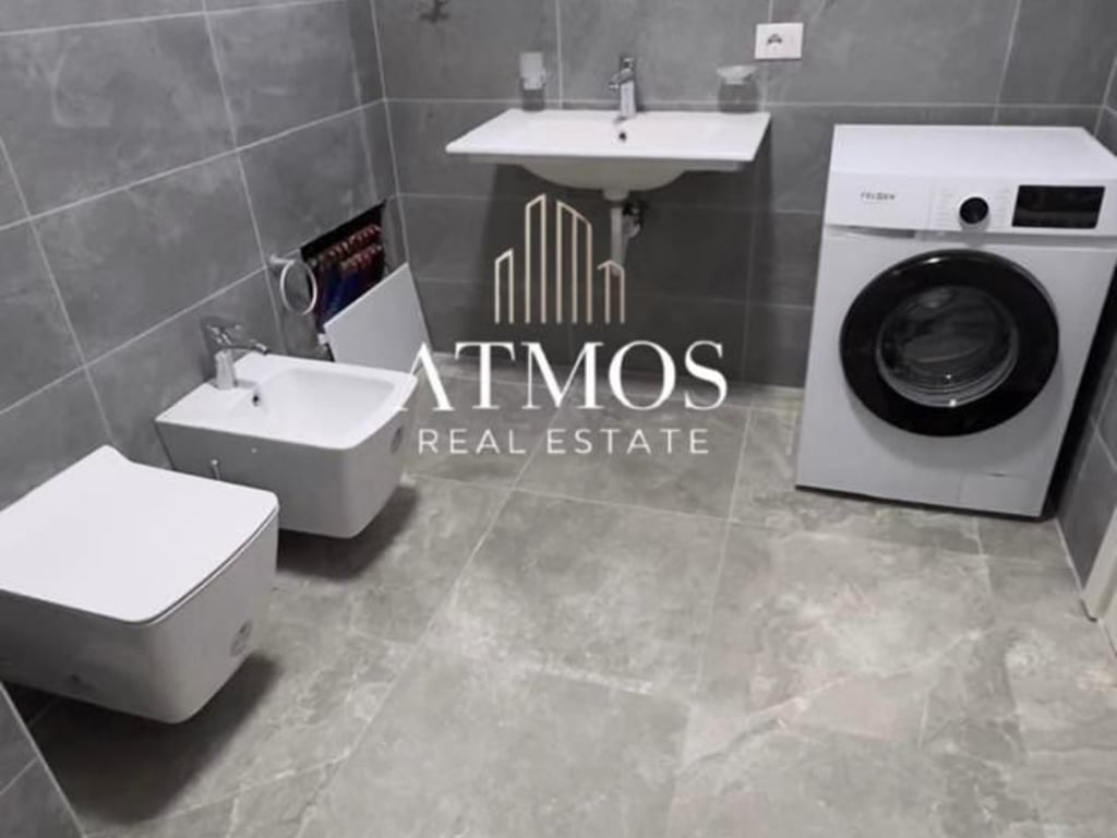 Jepet me qera apartament 2+1 te Grand Gallery, Misto Mame 