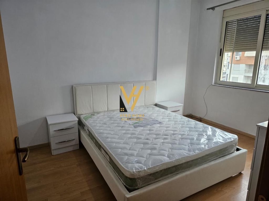 JEPET APARTMENT 2+1+BLK ME QERA TE FABRIKA E MIELLIT 500 EURO
