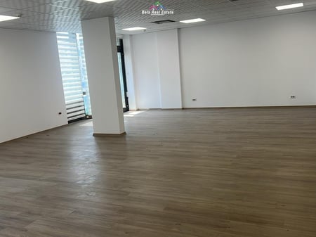 Zyre Me Qera Ne Bllok (ID BZ2596) Tirane.