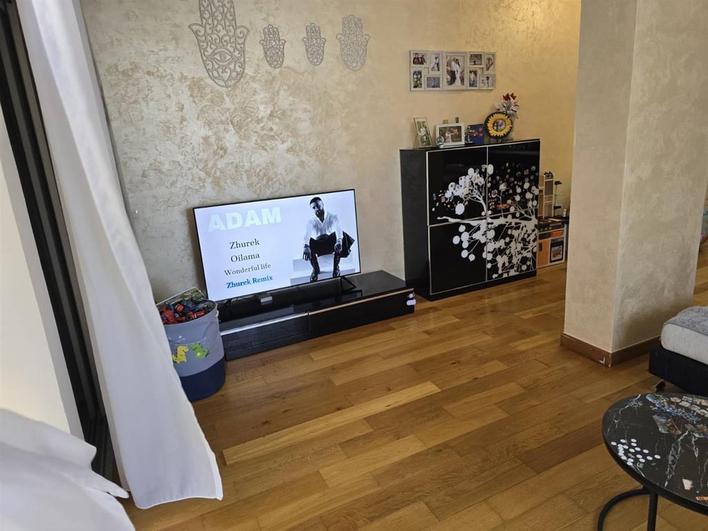 Apartament per shitje 2+1+Post Parkimi tek Liqeni i Thate (ID B120676) Tirane