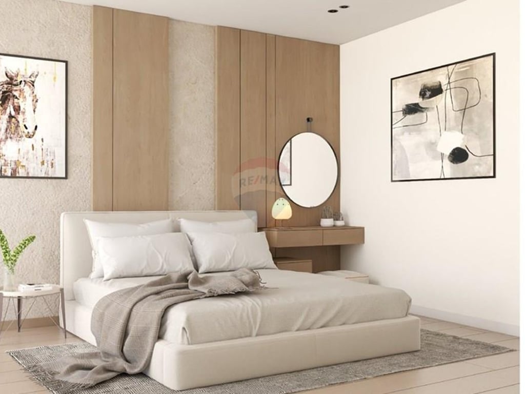 Shitet Apartament 1+1 ,tek Lake View
