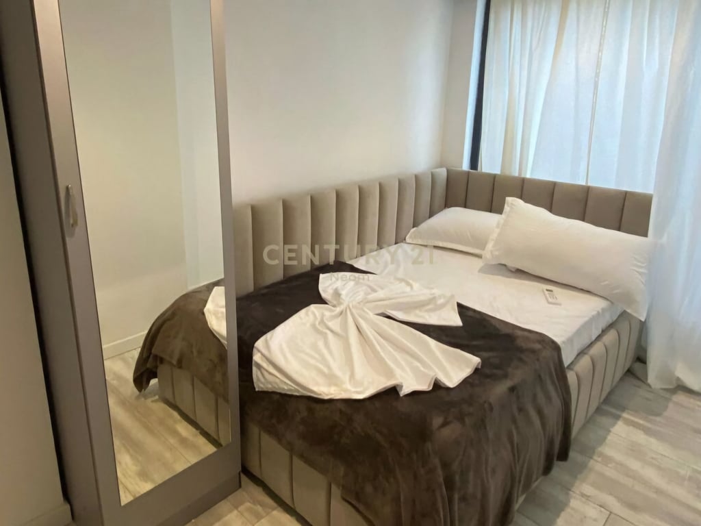 Apartament 2+1 për Qira në Myslym Shyri