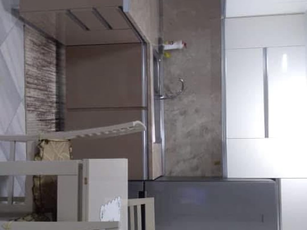 Jepet apartament me qera 1+1 Ish Restorant Durrsi