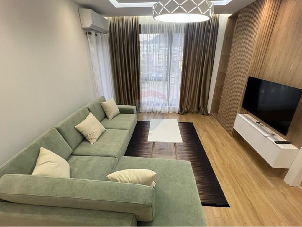 Apartment - For Rent - 2+1+2 Porcelain