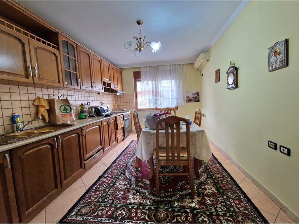 Appartamento - In Vendita - Valona, Albania