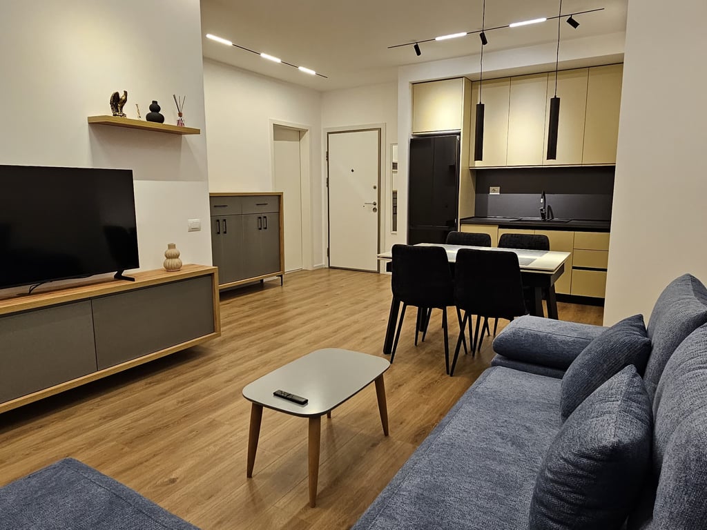 APARTAMENT ME QERA 1+1