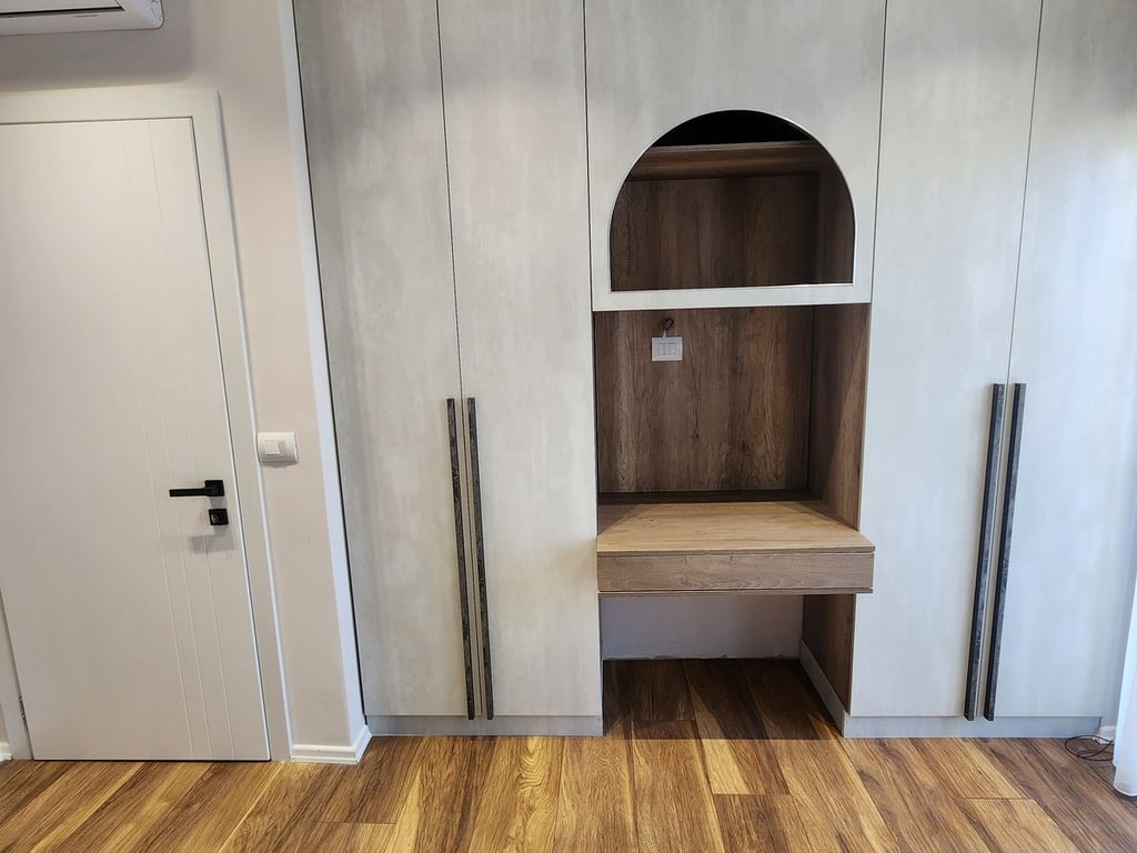 Jepet me Qira Apartament 3+1 me Mobilim Luksoz, +🅿 