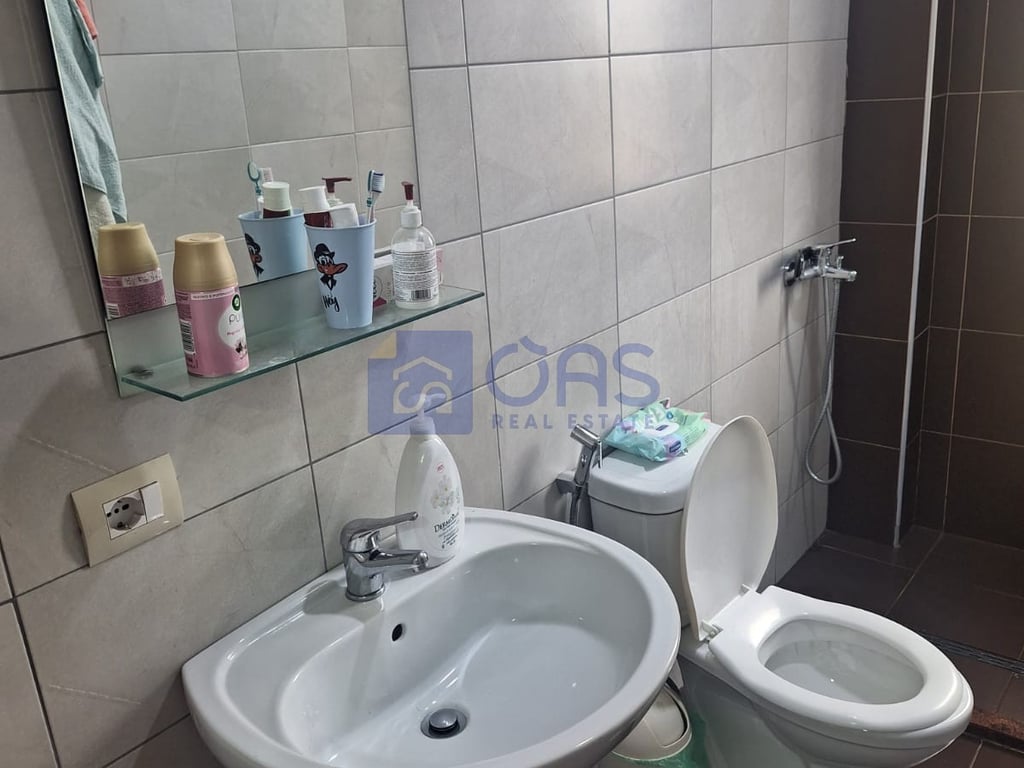 A 2+1 apartment is for rent in QSUT.