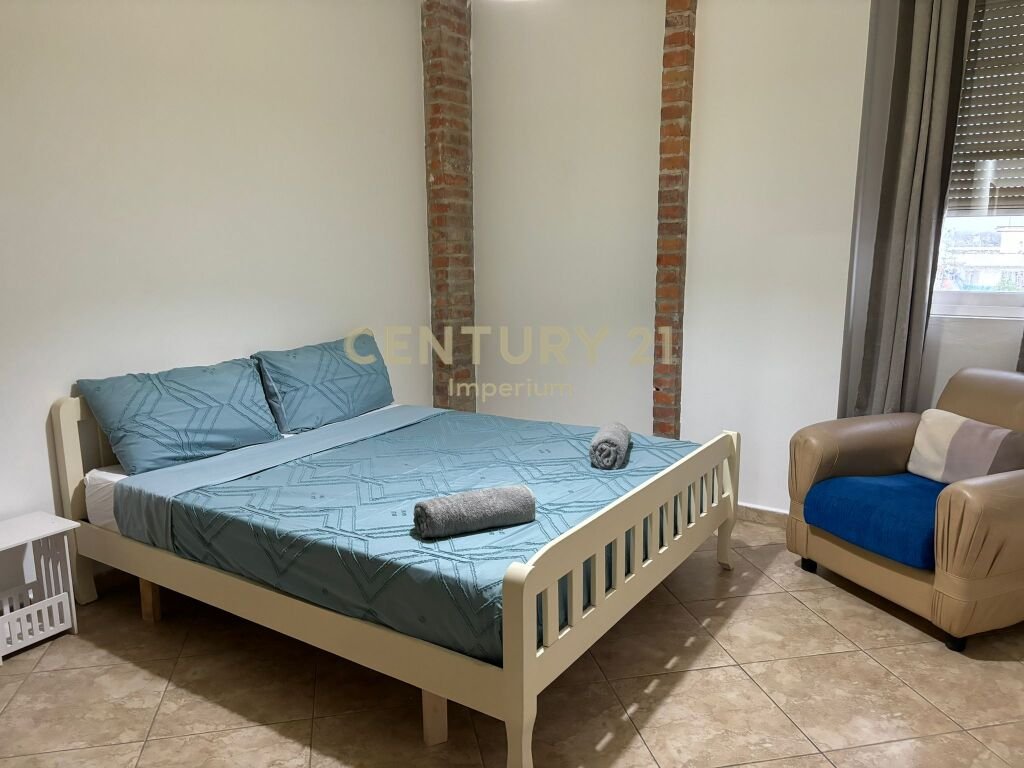 Appartamento 3+1+2 in vendita a Yzberisht, Palazzi Cabej, Tirana