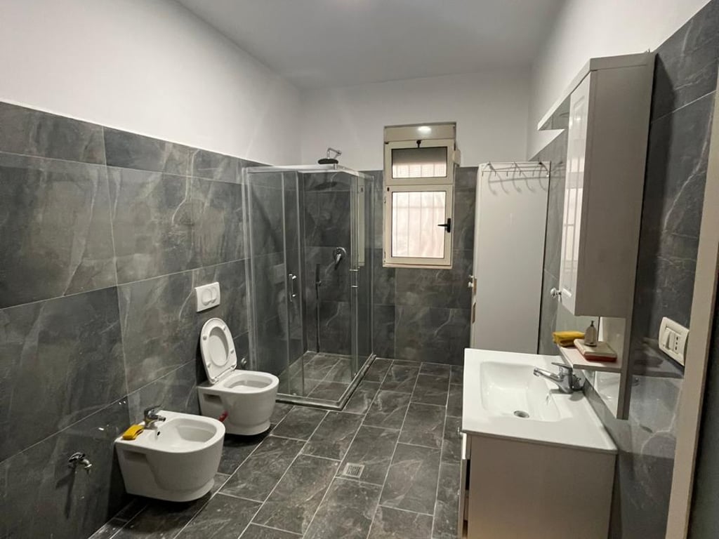 VILË INDIVIDUALE PËR QIRA – KOMUNA E PARISIT