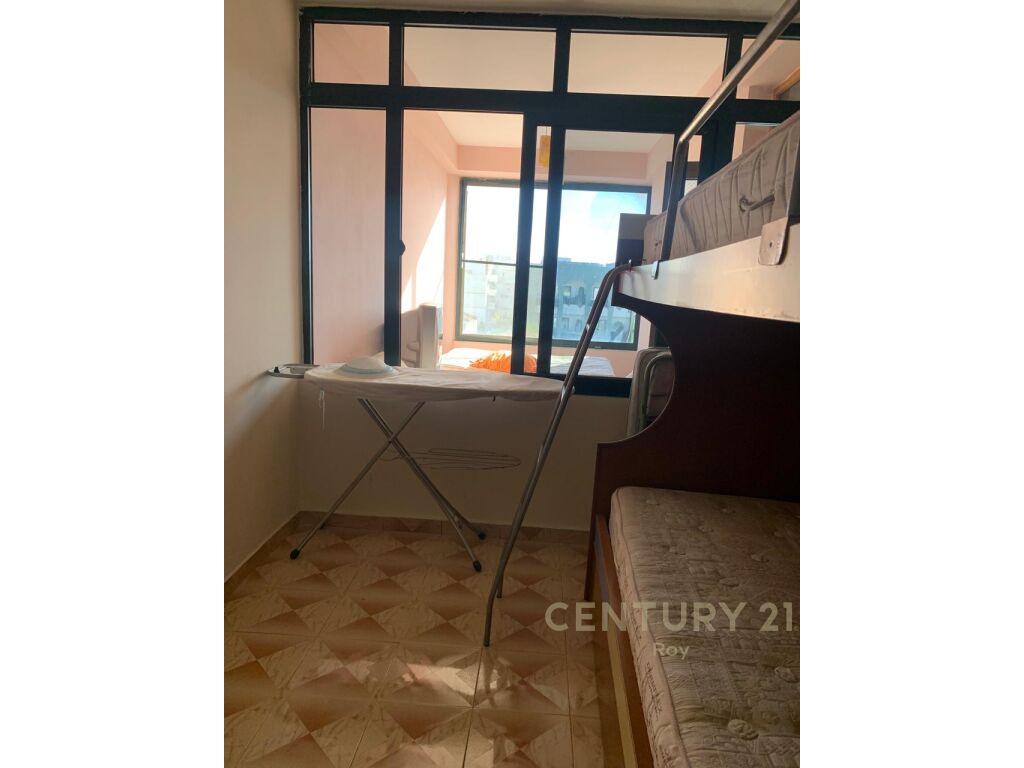 SHITET APARTAMENT 2+1 ME PAMJE DETI 150 METRA LARG!!! 105,000 €