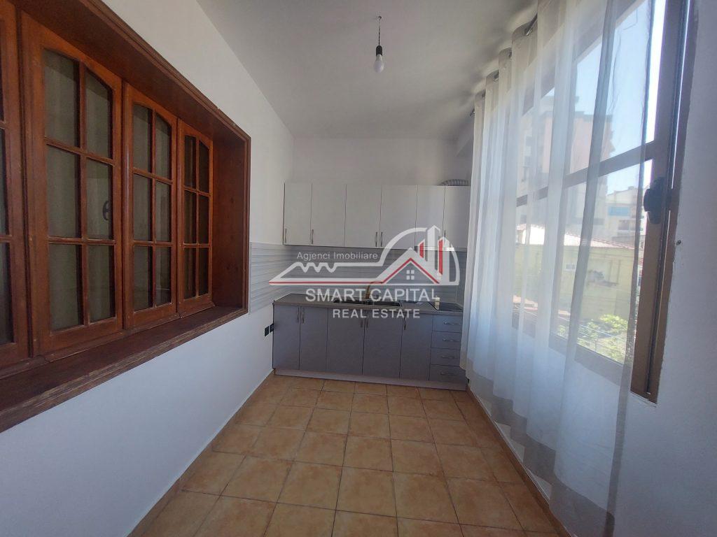 1+1 APARTMENT FOR RENT NEAR PETRO MARKO THEATER!