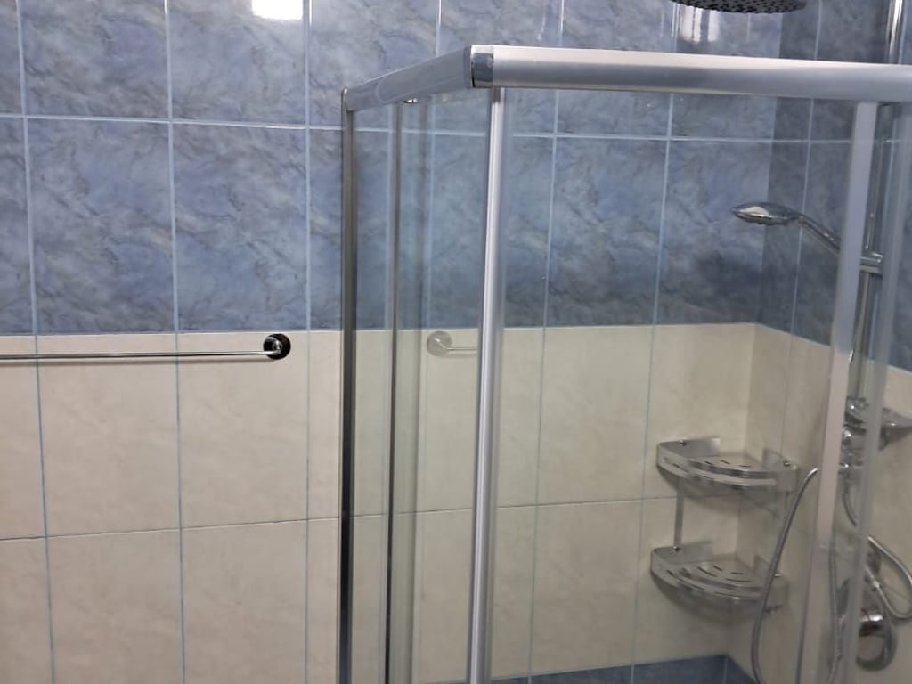 For rent, entrance 2+1+2+2 balcony + parking space in Old Sauk.