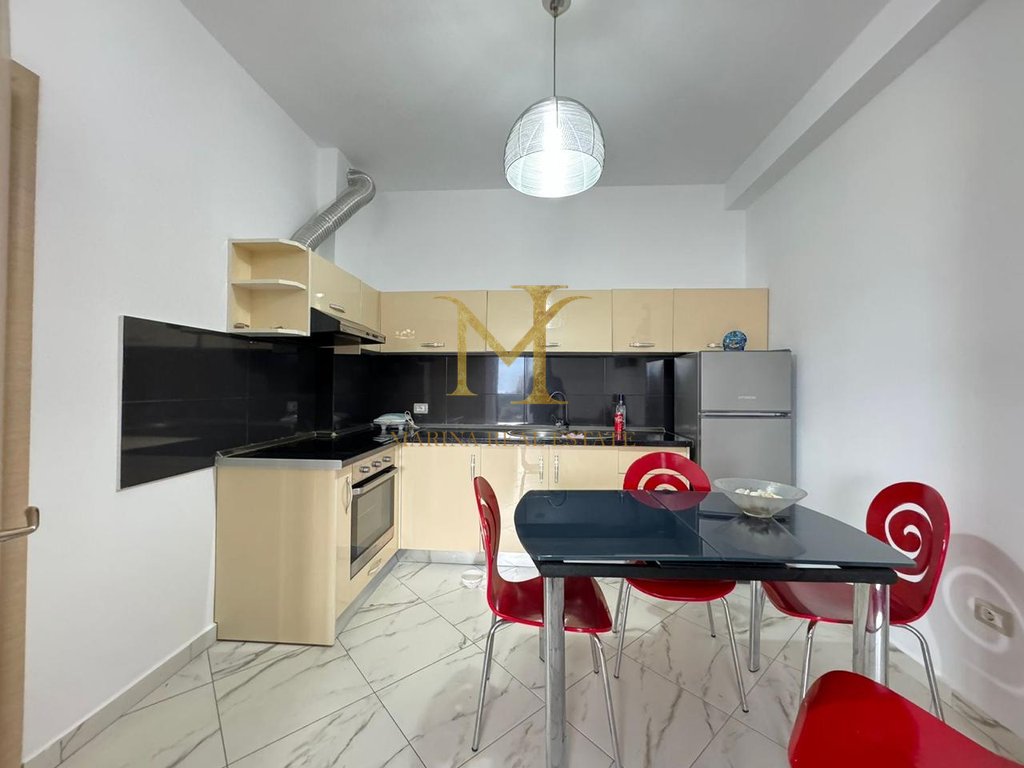 VENDESI APPARTAMENTO 1+1 MARINA BAY VLORE!!