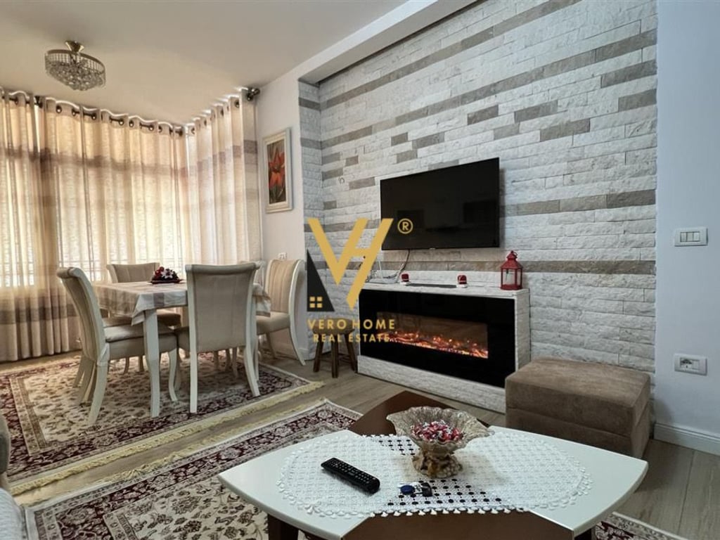 AFFITTASI APPARTAMENTO 3+1+BLK IN VIA IRFAN TOMINI 900 EURO
