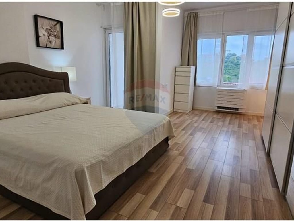 Affittasi duplex a Kodra e Diellit.