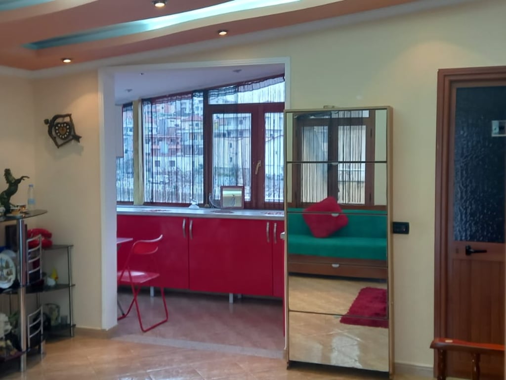 Vile Me Qera 2+1 prane Shkozes (ID BV22385)Tirane​