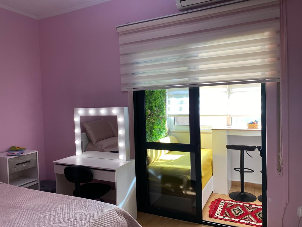 APARTAMENT 2+1 PER QERA PRANE QENDRES