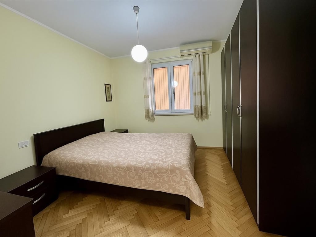 Jepet me qera apartament 1+1 tek Ambasada Amerikane