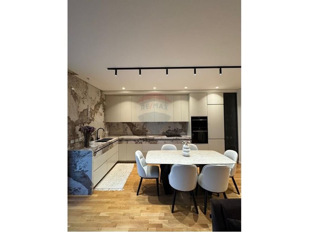 IN VENDITA APPARTAMENTO 3+1+2, TEG - LUNDER