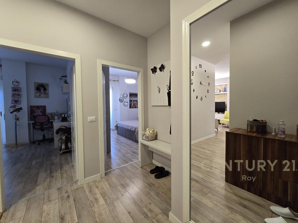 OFROJME APARTAMENT 2+1 PER SHITJE PRANE QENDRES,DURRES 145,000 €