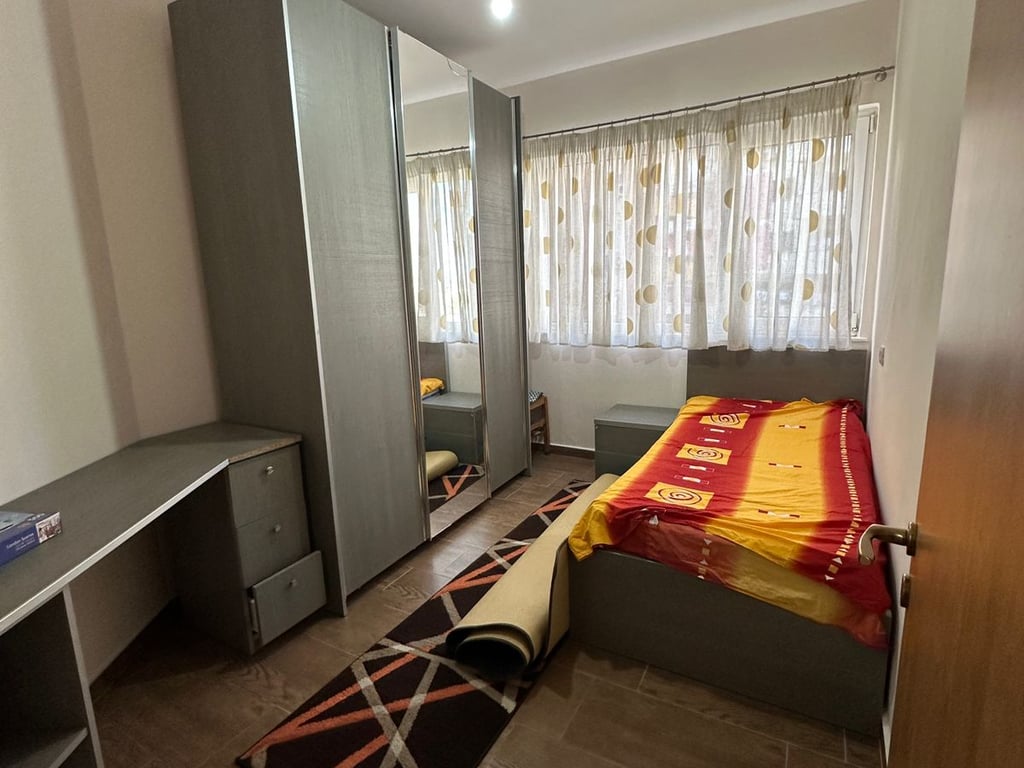 Appartamento 3+1 in Affitto presso i Palazzi Gialli, all'Inversione Kamza.