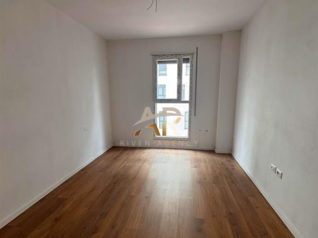 In affitto appartamento 2+1+2 con posto auto a Don Bosko, Trio Residenc