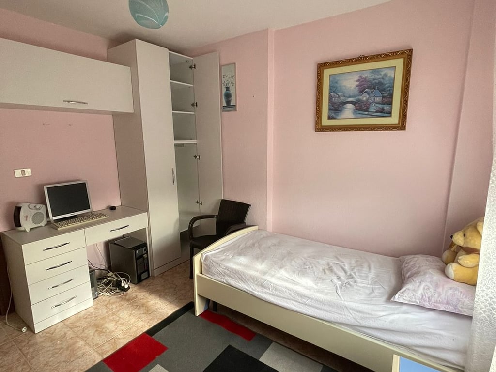 FOR RENT 2+1 APARTMENT + KITCHEN + 2 BATHROOMS, ARROW BUILDING, TIRANA.