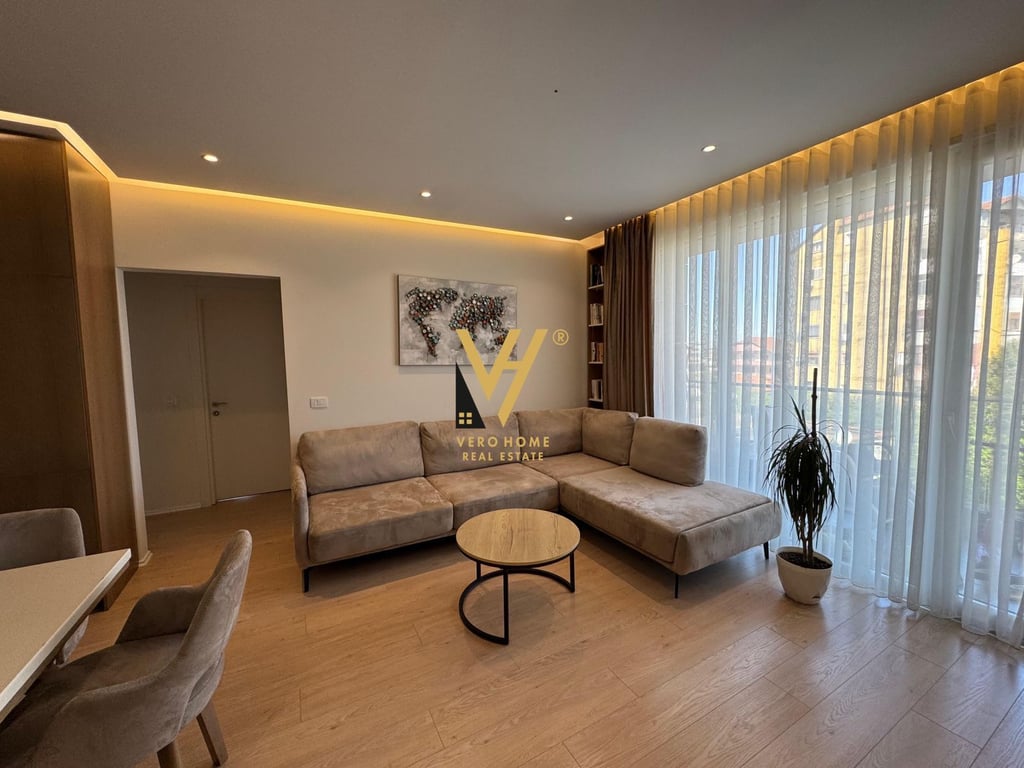 VENDESI APPARTAMENTO 2+1+2+BLK A FIORI DI BOSCO 260.000 EURO