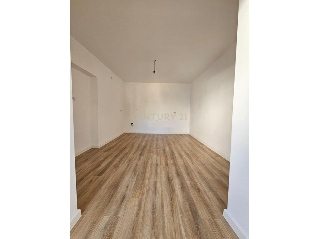 TIRANA MOSAIC, WE SELL APARTMENT 1+1! 106,000 €