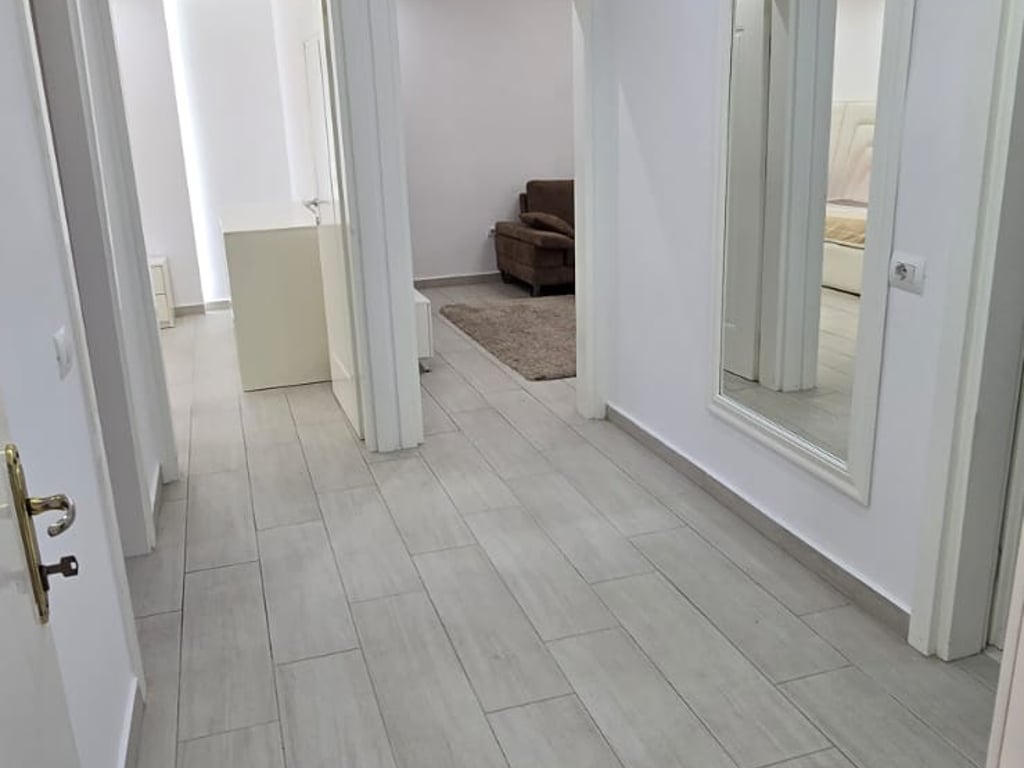 Appartamento 2+1 in vendita in Via Kavajë.